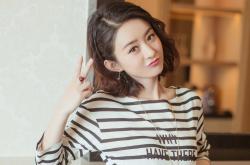 开云体育在线-极光与热浪的交锋，卢卡库在2026世界杯F组冰岛对阵泰国之战中书写唯一性传奇