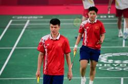 开云体育中国-日本队力克中国队，黄鸭组合点燃赛场的简单介绍