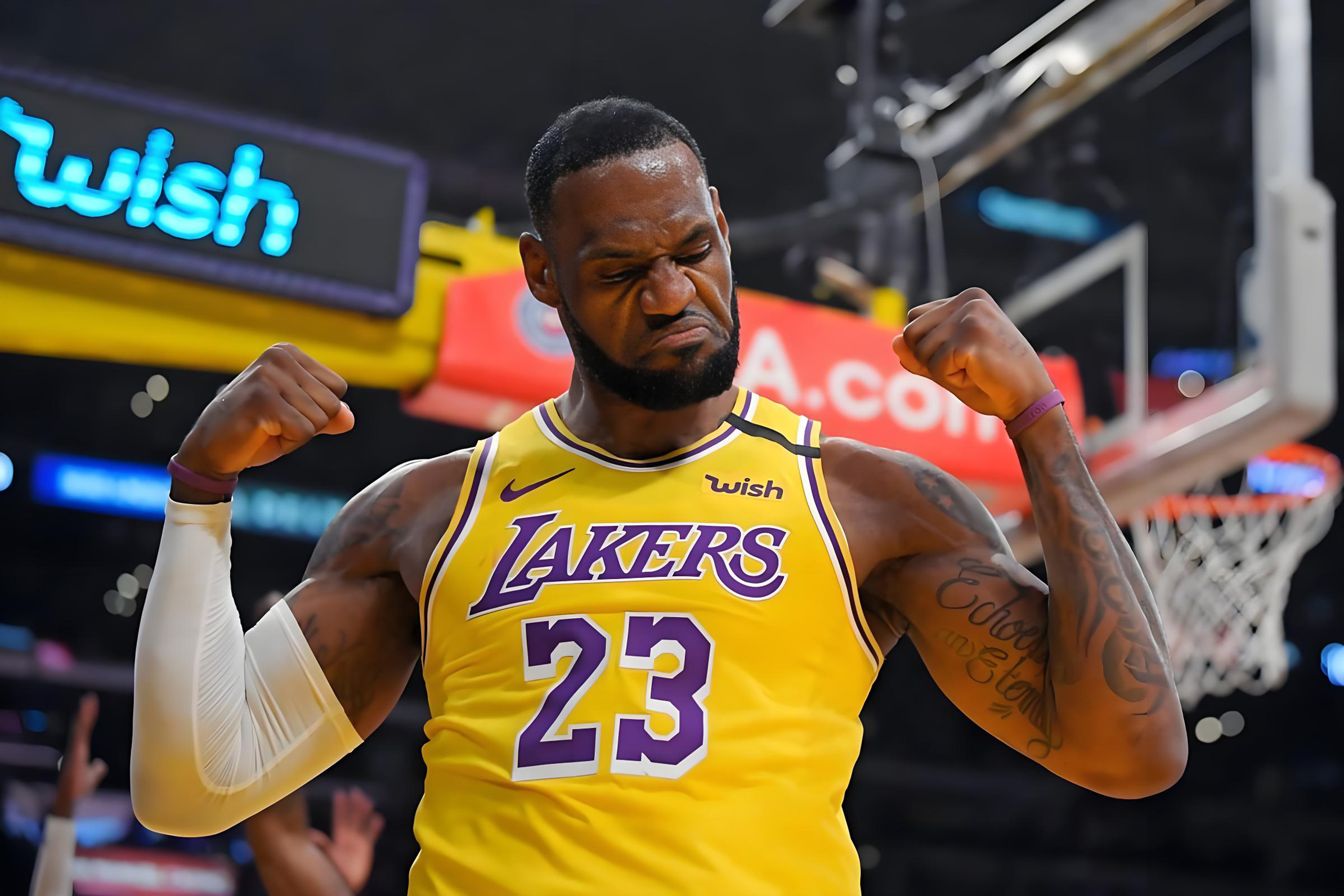 包含意大利男篮力克尼克斯,詹姆斯爆发神勇的词条 包含意大利男篮力克尼克斯,詹姆斯爆发神勇的词条