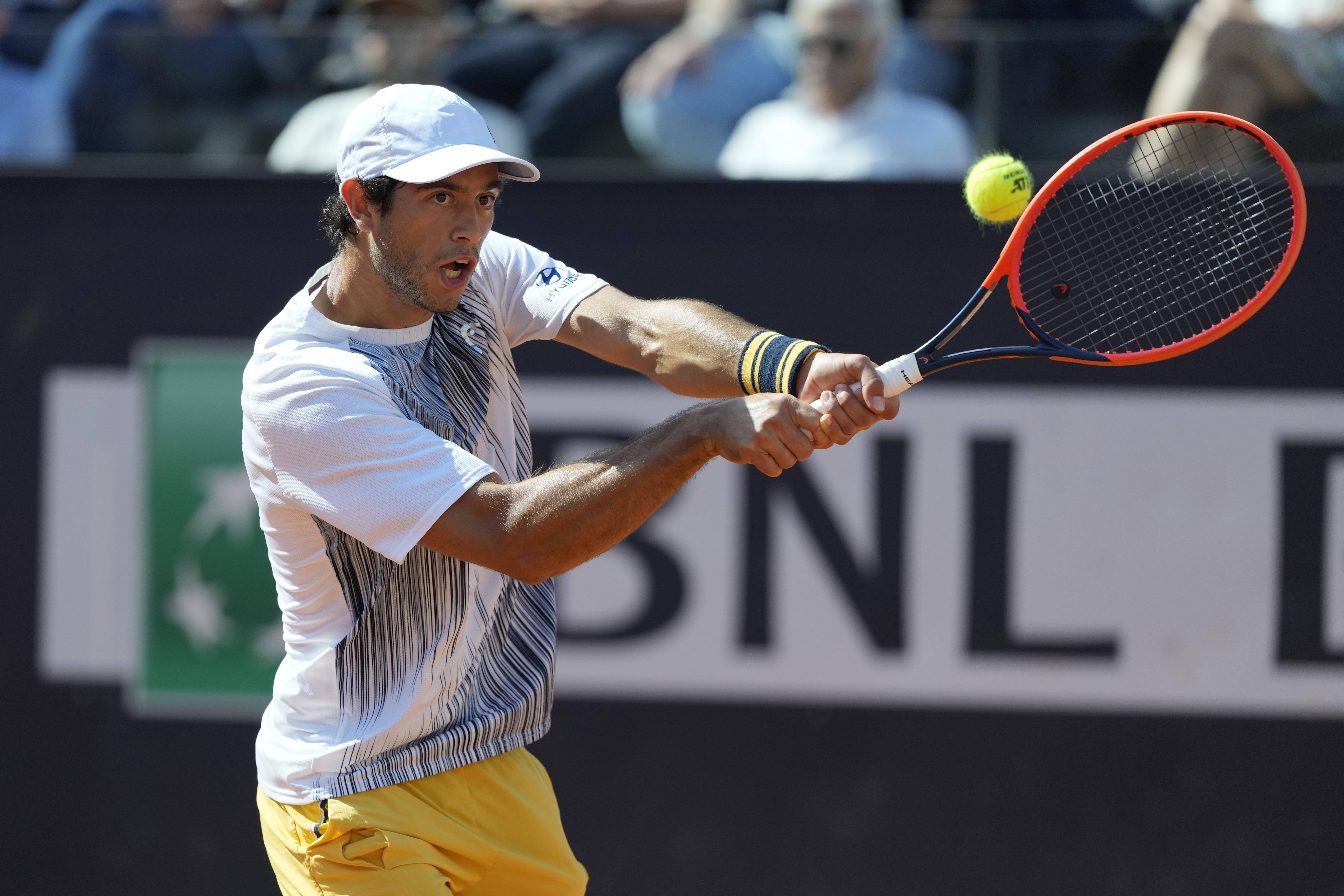 关于意大利网球队横扫德国网球队，兹维列夫关键制胜的信息