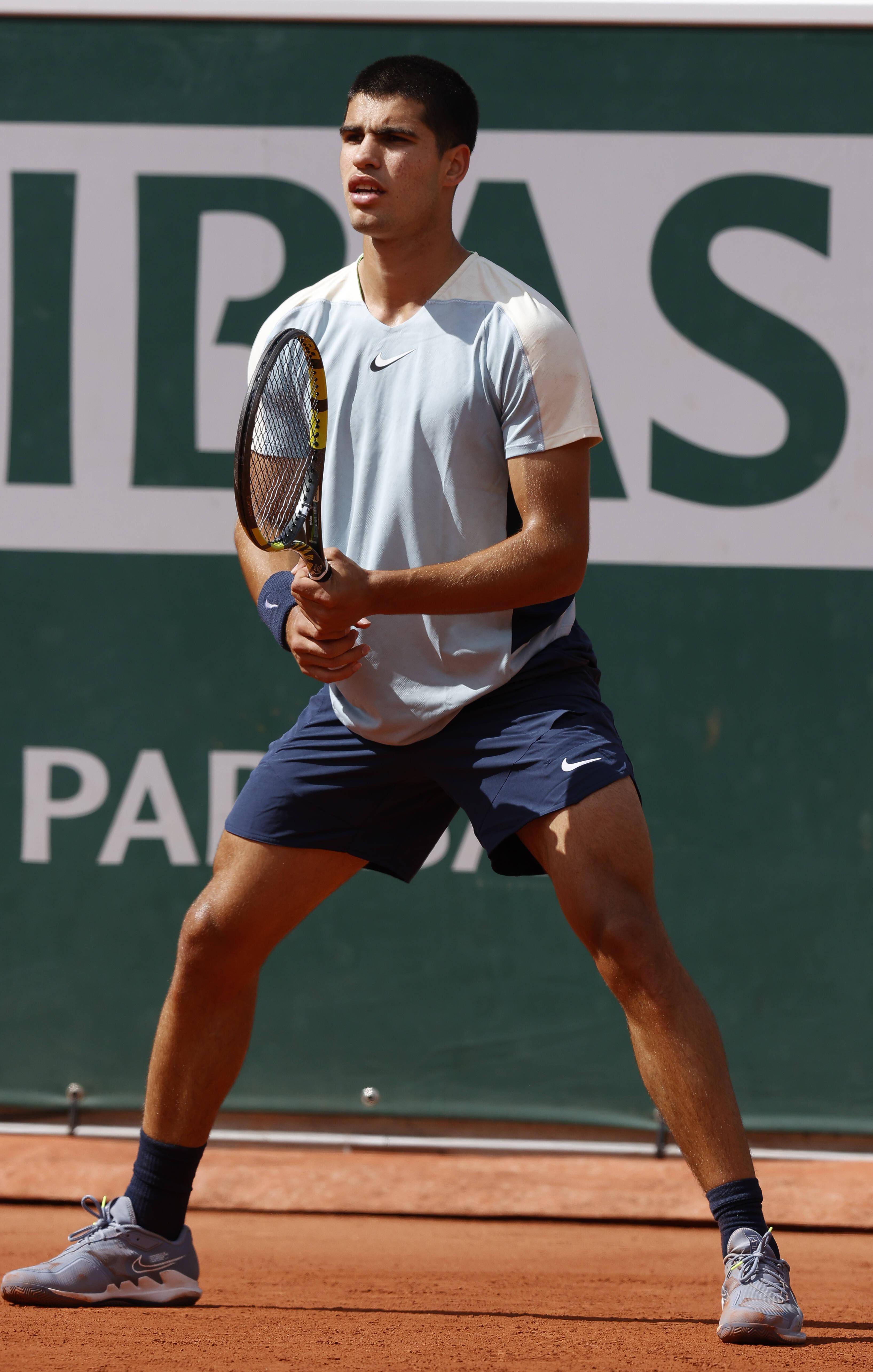 日本网球队力克欧洲网球队,阿尔卡拉斯高光表现 日本网球队力克欧洲网球队,阿尔卡拉斯高光表现