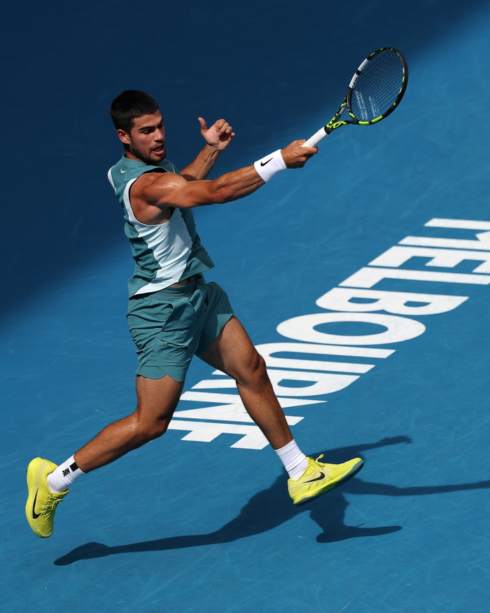 澳大利亚网球队横扫法国网球队,德约科维奇绝境逆转 澳大利亚网球队横扫法国网球队,德约科维奇绝境逆转