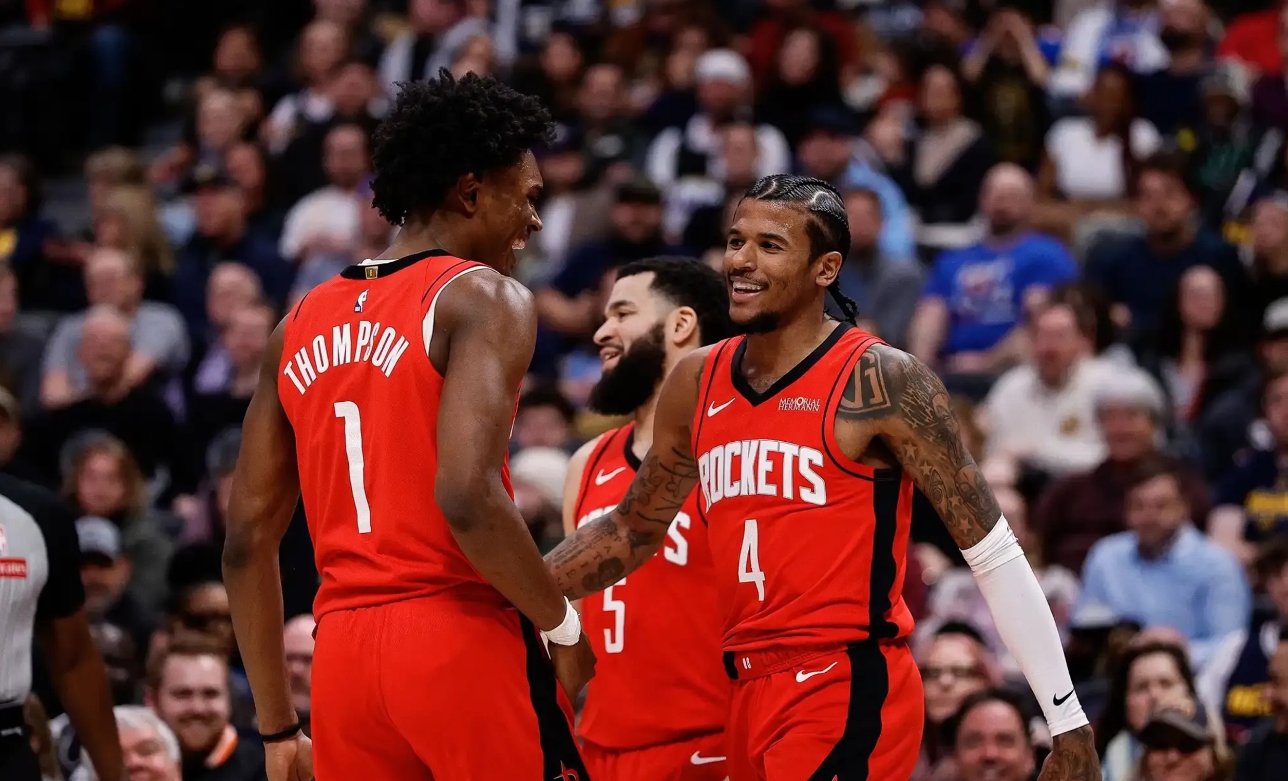 塞尔维亚男篮横扫热火,拉塞尔三分雨点燃全场 塞尔维亚男篮横扫热火,拉塞尔三分雨点燃全场