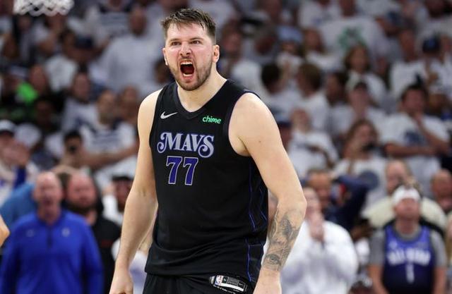 绝地求生官方公布最新积分榜，悬念再起