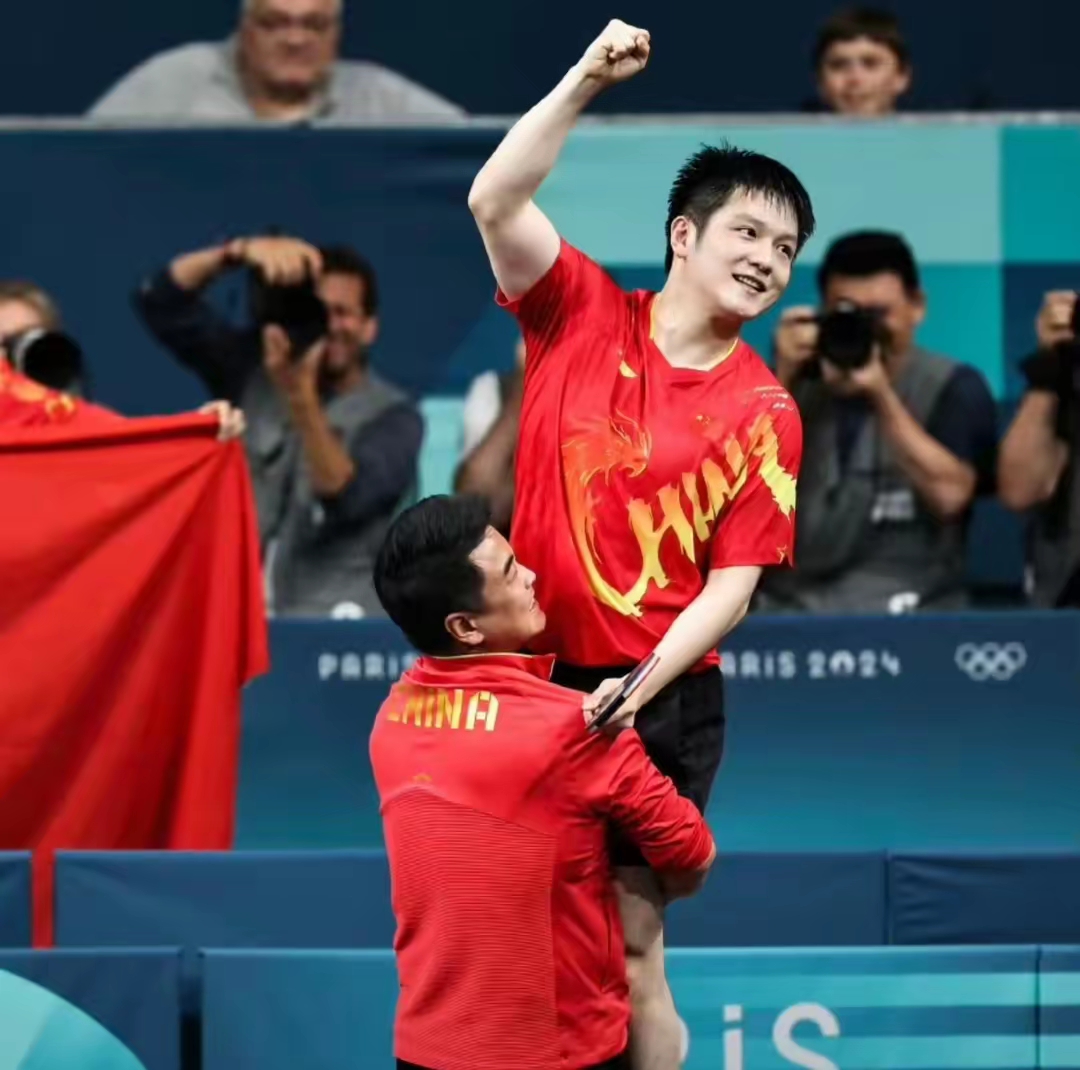 德国队鏖战奥地利队,王皓点燃赛场 德国队鏖战奥地利队,王皓点燃赛场