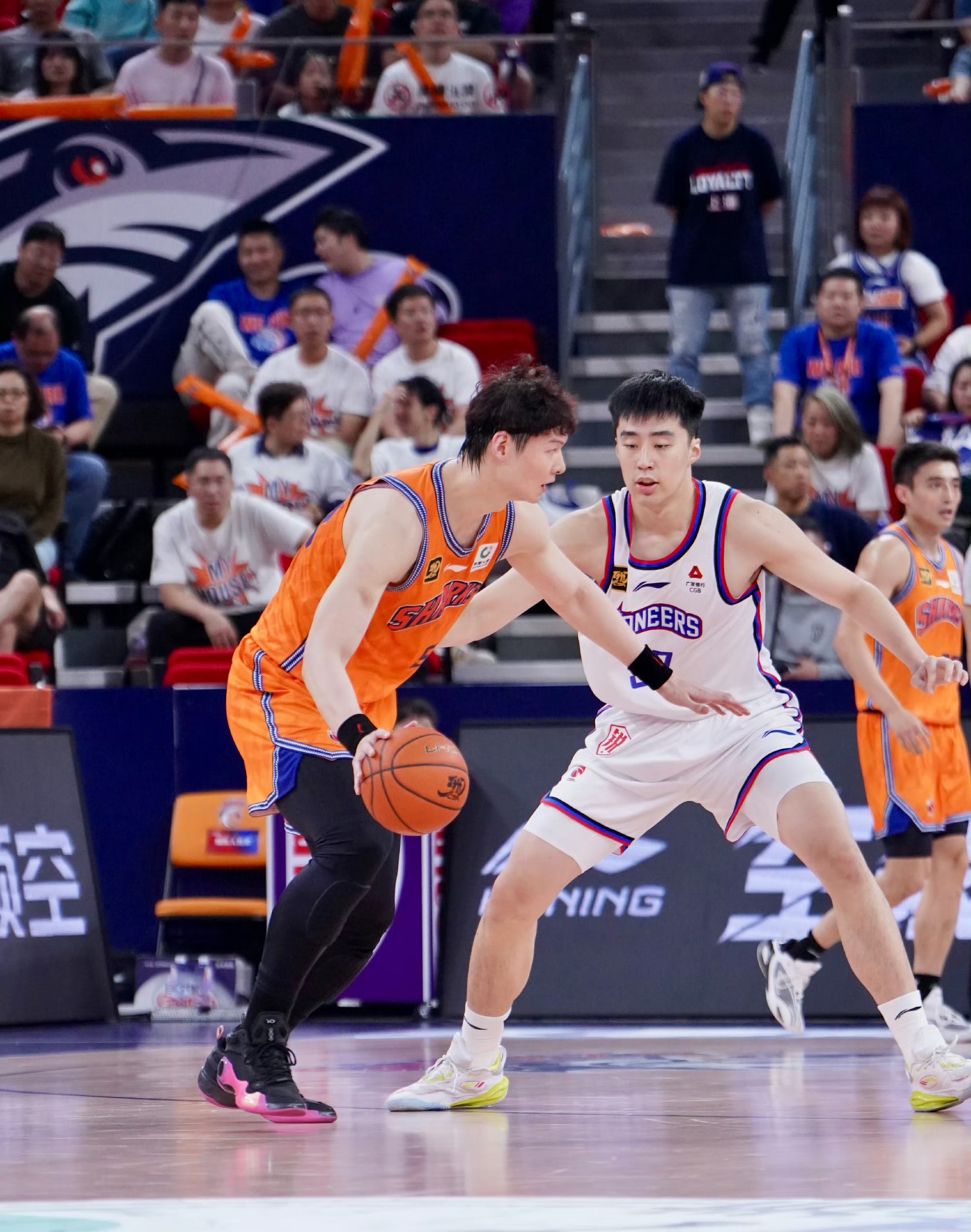 广东队翻盘篮网,王哲林状态火热 广东队翻盘篮网,王哲林状态火热