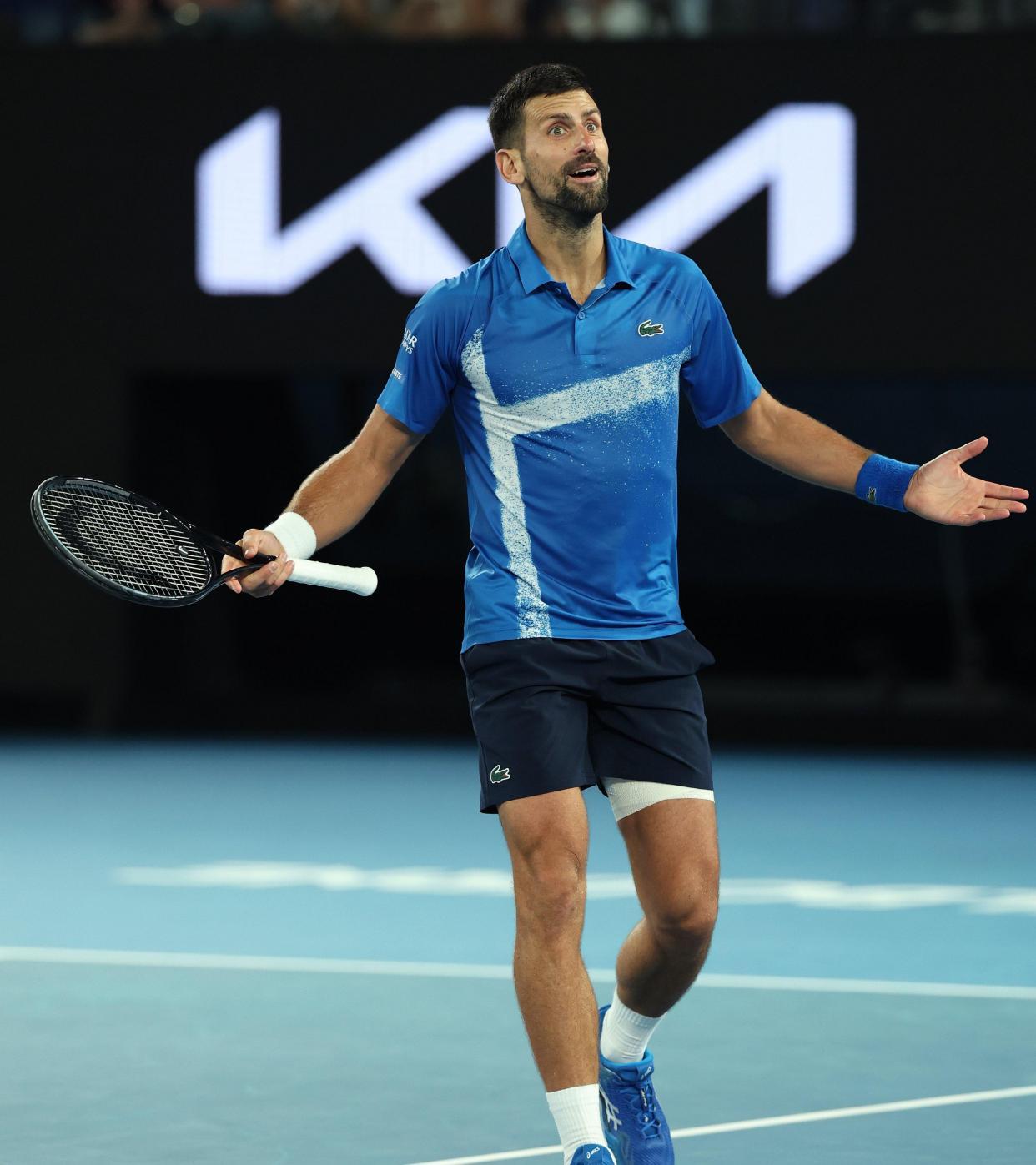 美网逆转拉沃尔杯，德约科维奇统治全场